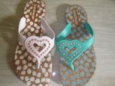 chinelo de coraçao